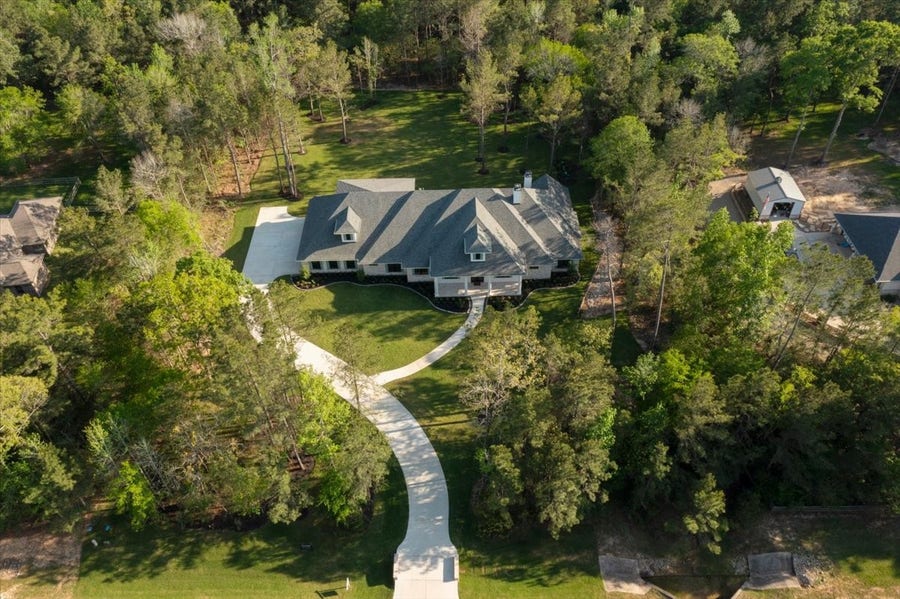 Property photo for 26041 Crown Ranch Boulevard, Montgomery, TX
