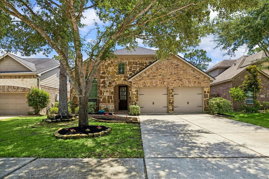 Property photo for 12322 Grand Arches Lane, Humble, TX
