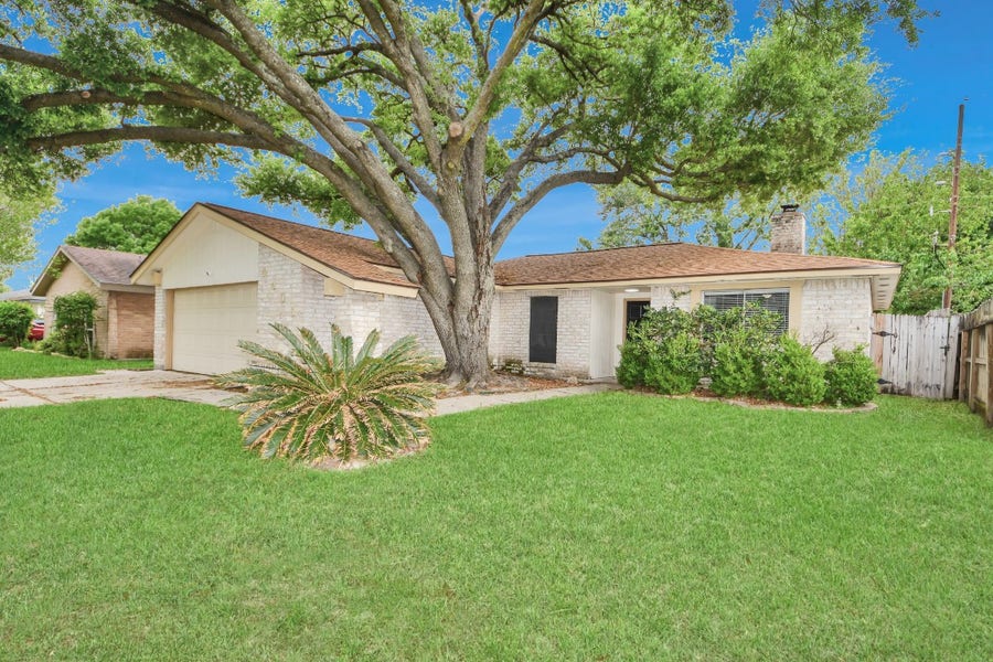 Property photo for 2406 Quiver Lane, Houston, TX