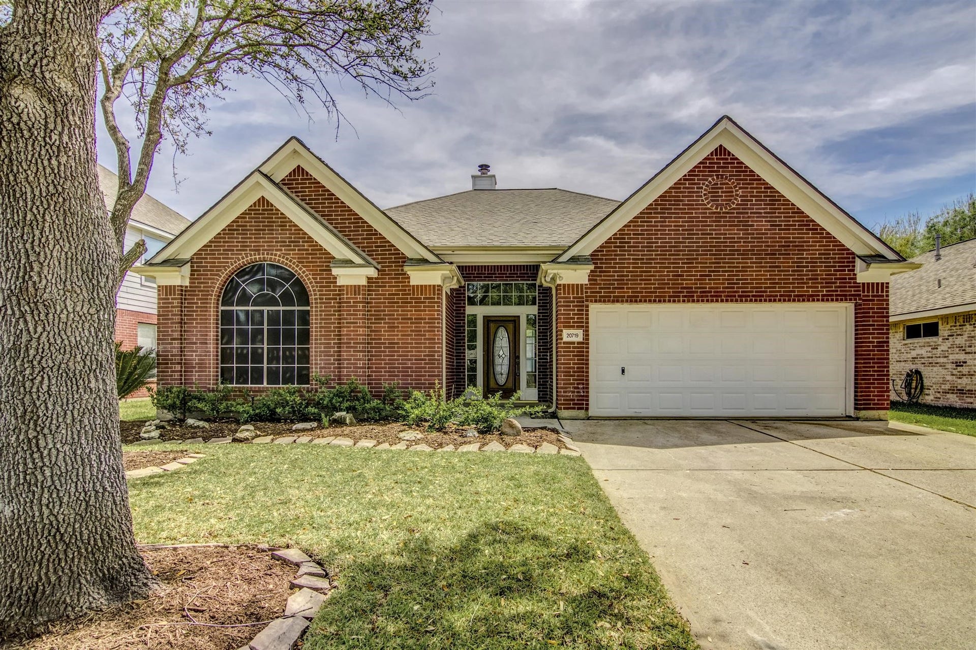 20719 Medallion Pointe Drive, Katy, TX 77450 20719 Medallion Pointe Drive, Katy, TX 77450