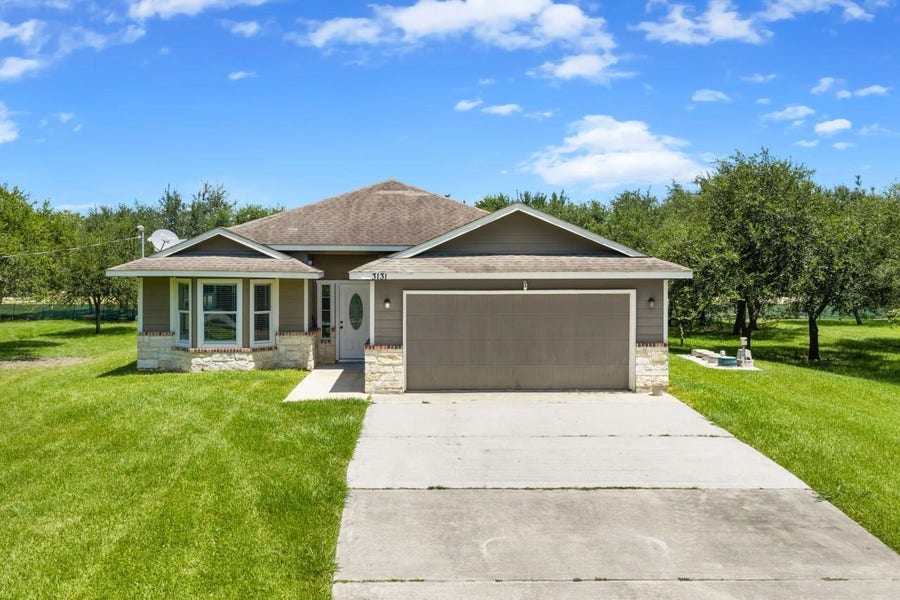 Property photo for 3121 County Road 81, #3141, Rosharon, TX