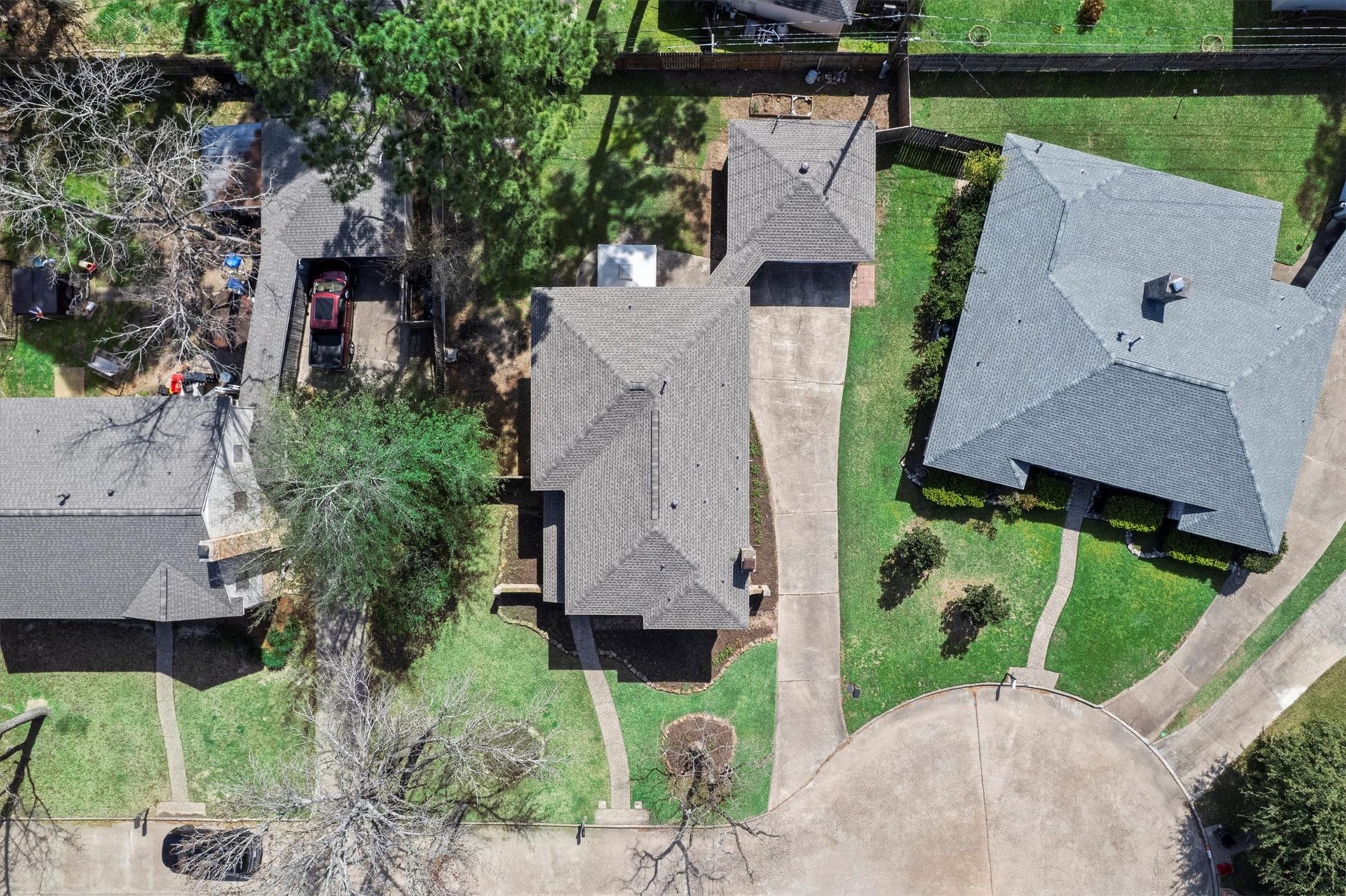 5939 Havenwoods Drive, Houston, TX 77066 Aerial of the cul-de-sac lot