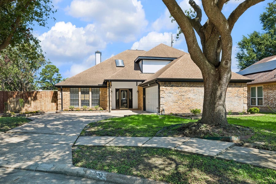 Property photo for 19922 Hoppers Creek Drive, Katy, TX