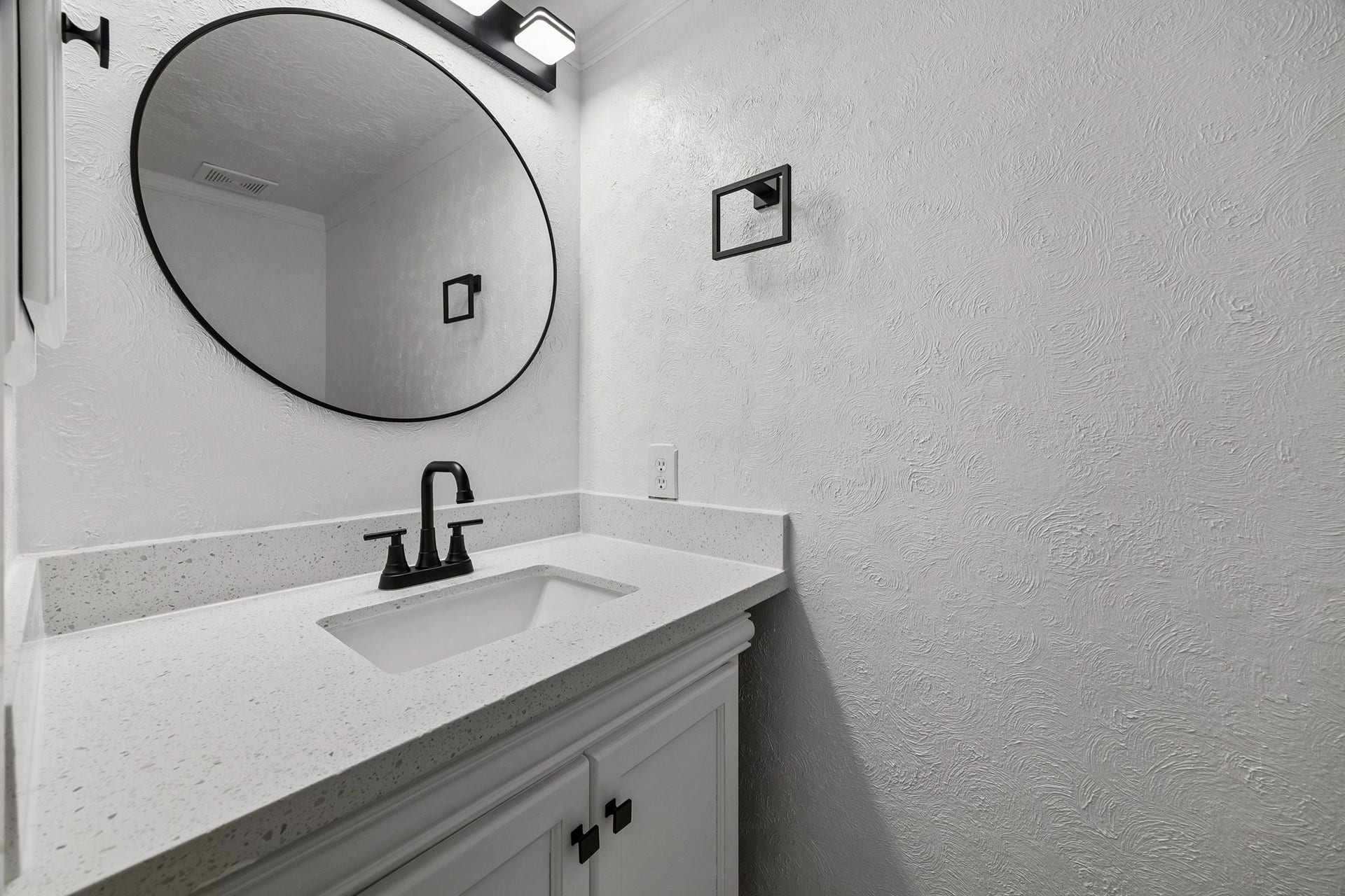 19922 Hoppers Creek Drive, Katy, TX 77449 19922 Hoppers Creek Drive, Katy, TX 77449