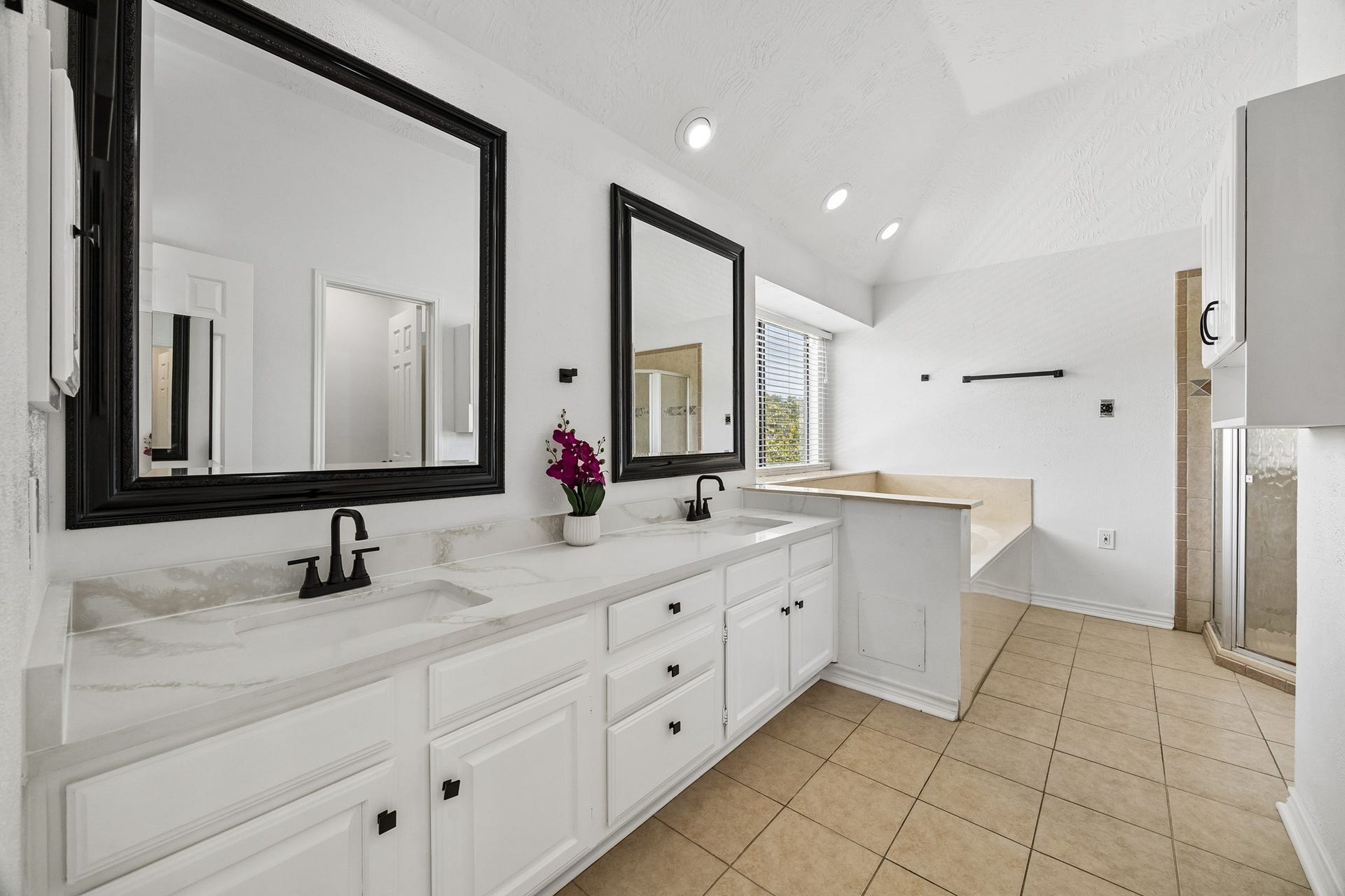 19922 Hoppers Creek Drive, Katy, TX 77449 19922 Hoppers Creek Drive, Katy, TX 77449