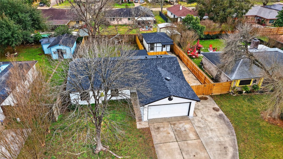 Property photo for 1307 Saddle Rock Drive, Houston, TX