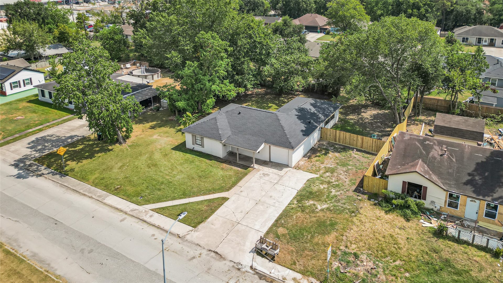 119 West Avenue, Pasadena, TX 77502 119 West Avenue, Pasadena, TX 77502
