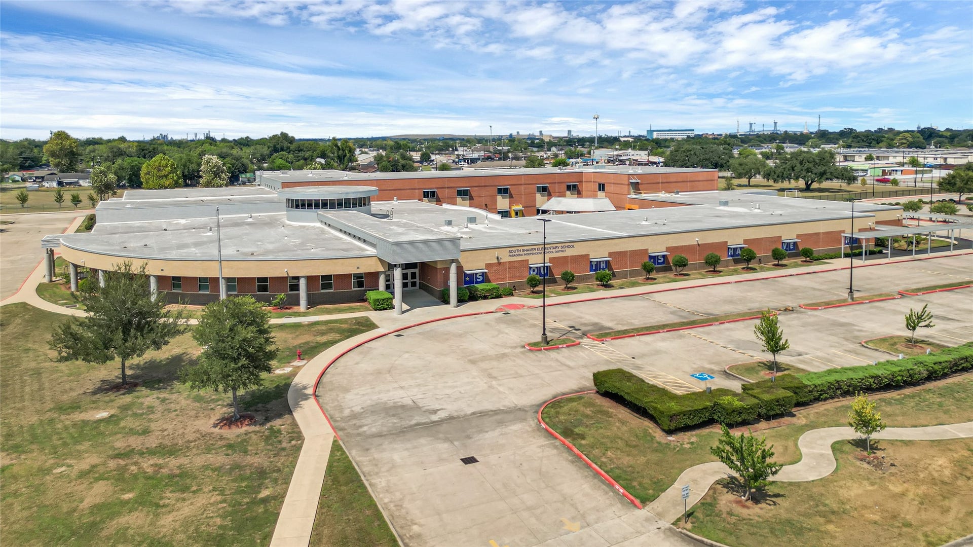 119 West Avenue, Pasadena, TX 77502 South Shaver Elementary