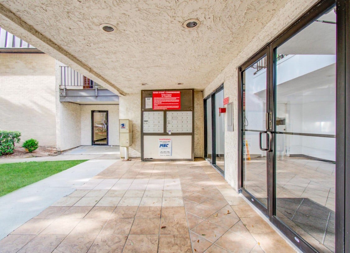 3025 Walnut Bend Lane, #34, Houston, TX 77042 3025 Walnut Bend Lane, #34, Houston, TX 77042