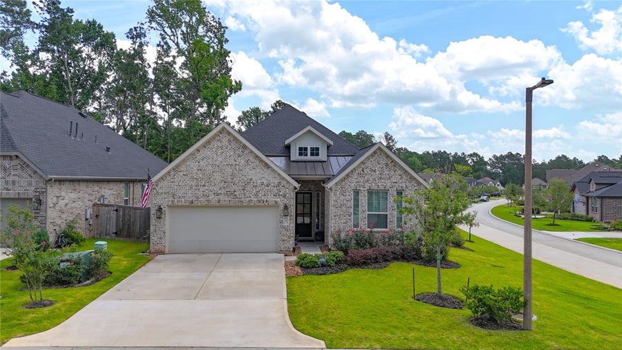 Property photo for 204 Bronzewood Terrace Court, Conroe, TX