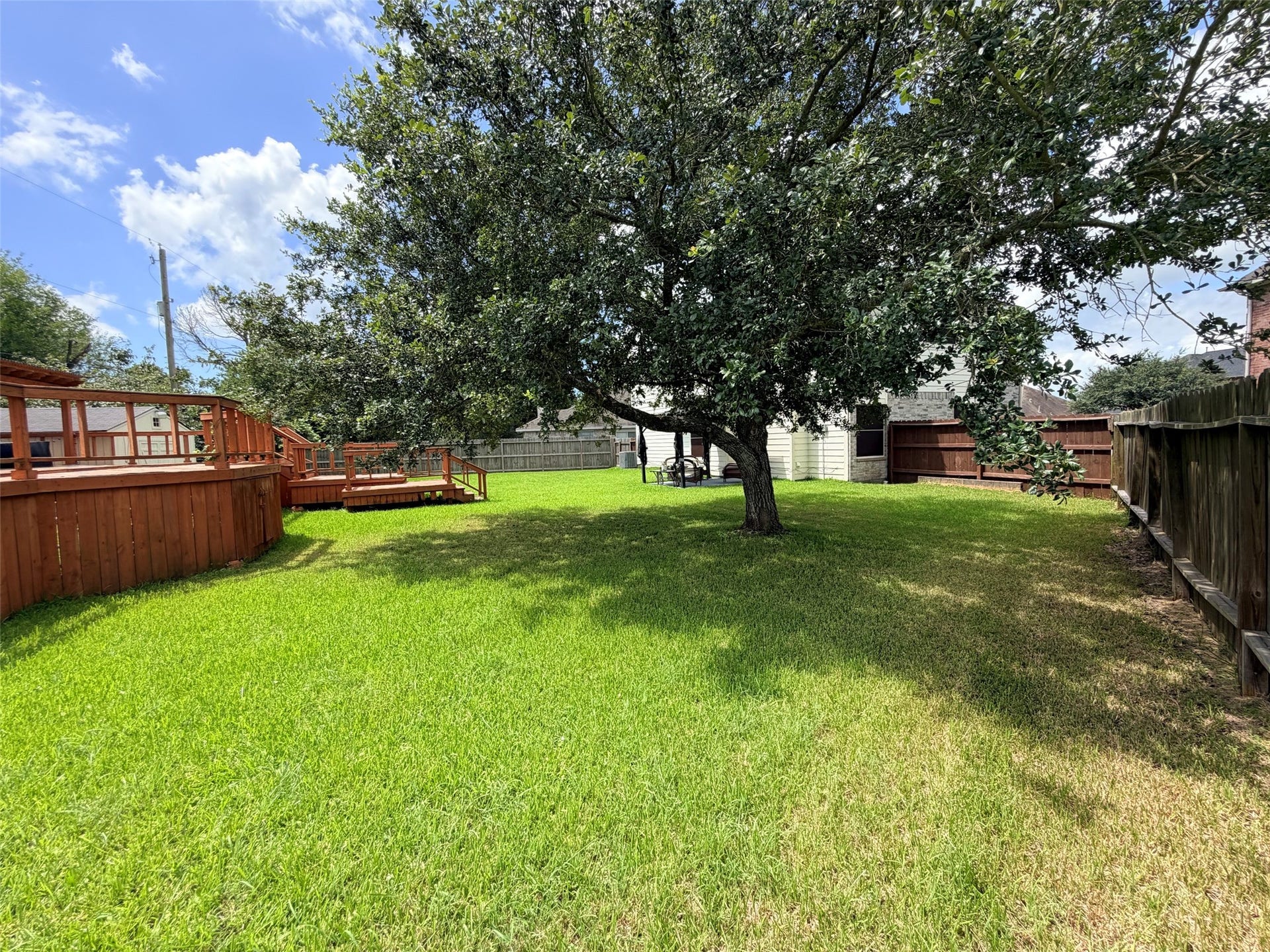 118 Highland Street, Texas City, TX 77591 118 Highland Street, Texas City, TX 77591