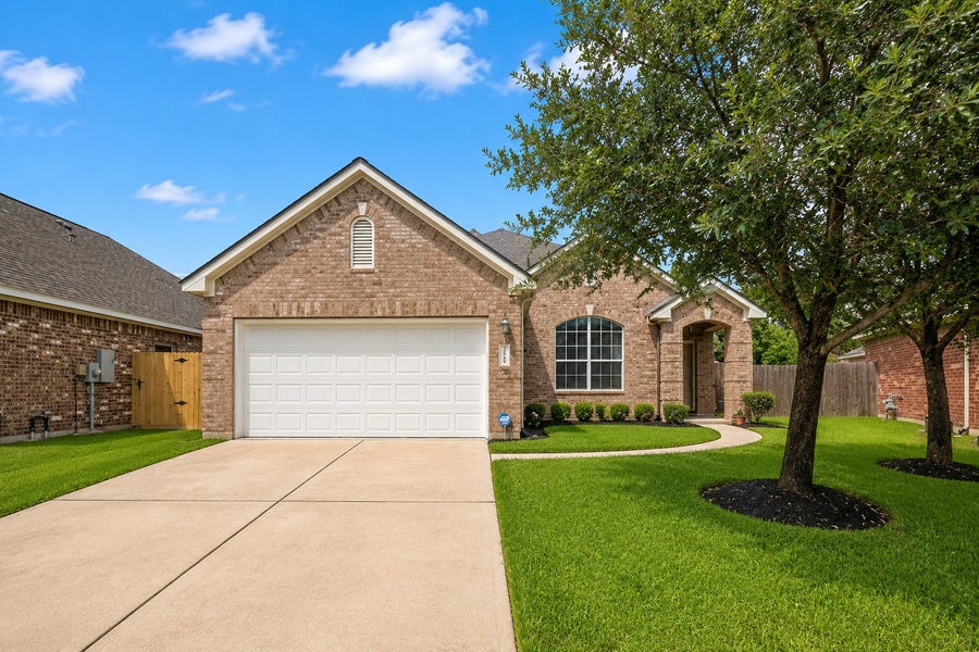 Property photo for 9906 Taylor Springs Lane, Tomball, TX