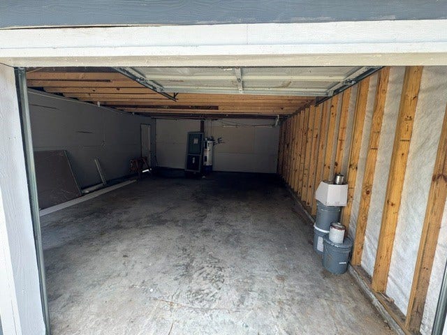 1607 W HOUSTON DR, La Marque, TX 77568 Garage