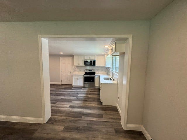 1607 W HOUSTON DR, La Marque, TX 77568 Kitchen