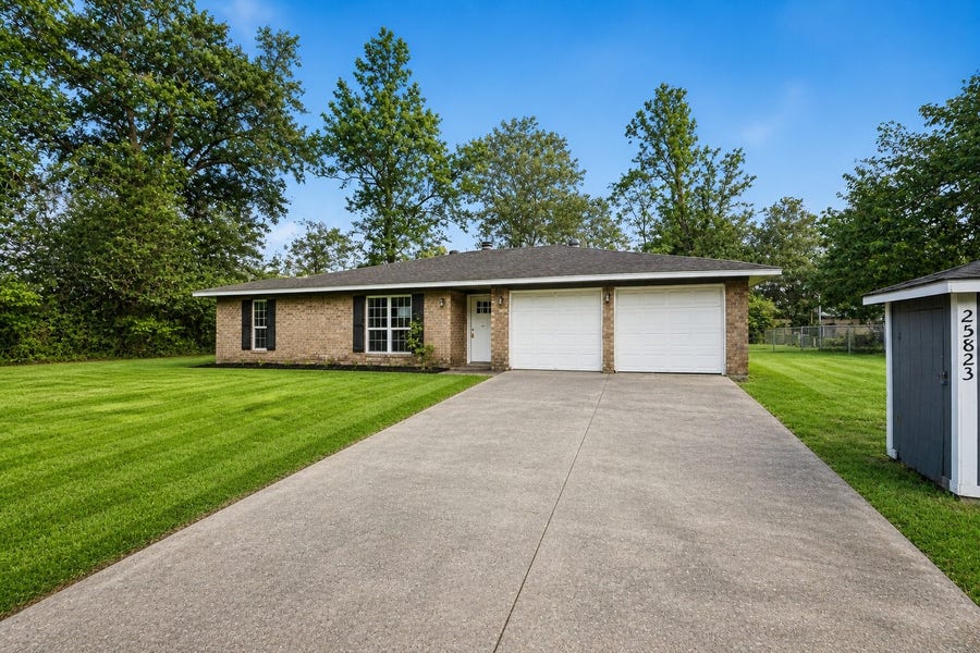 Property photo for 25823 Water Ridge Drive, Huffman, TX