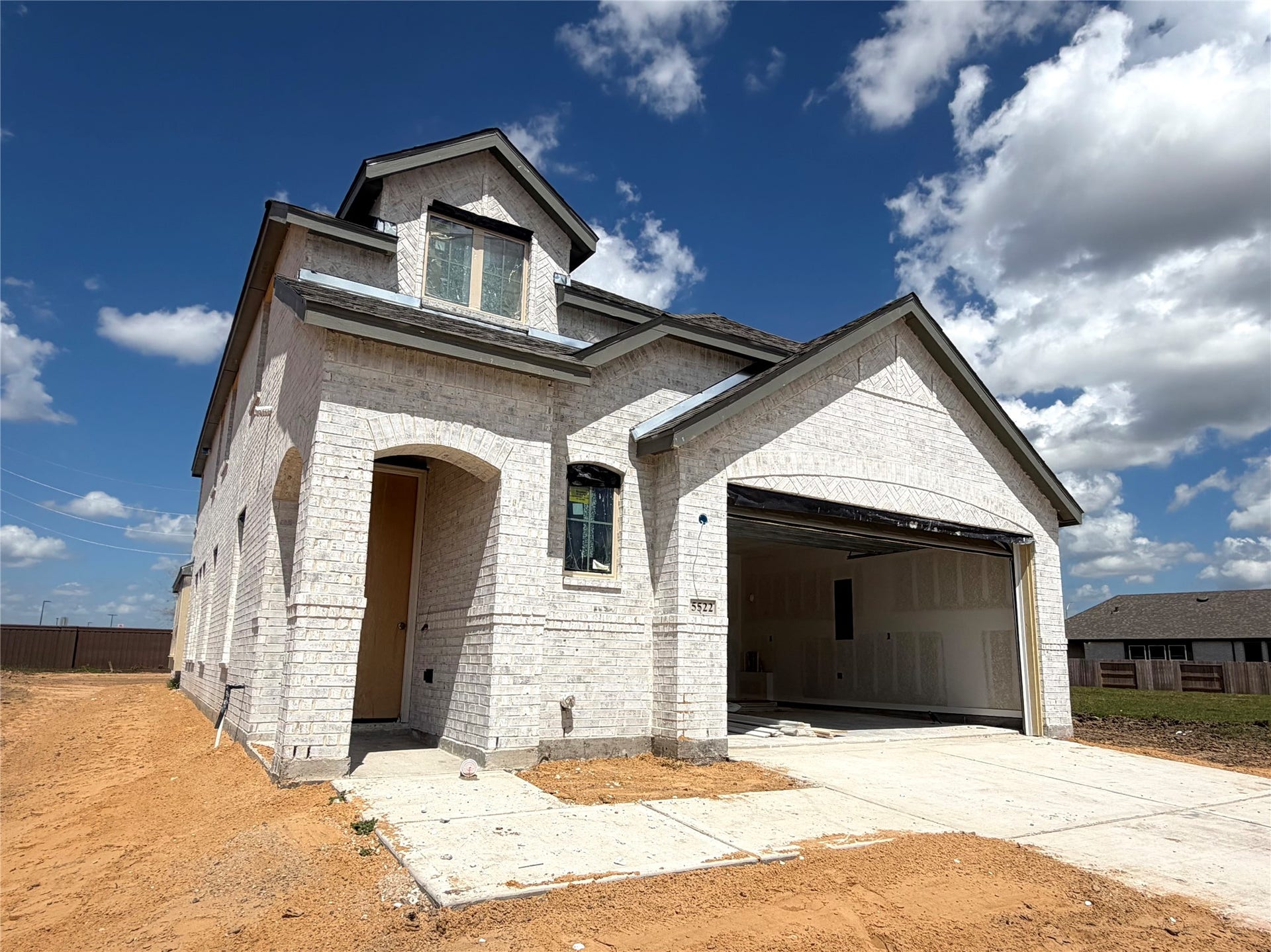 The Highland Home Ellington Plan is a thoughtfully designed layout that combines open-concept living, functional spaces, and modern comfort for today's lifestyle. Elevation A