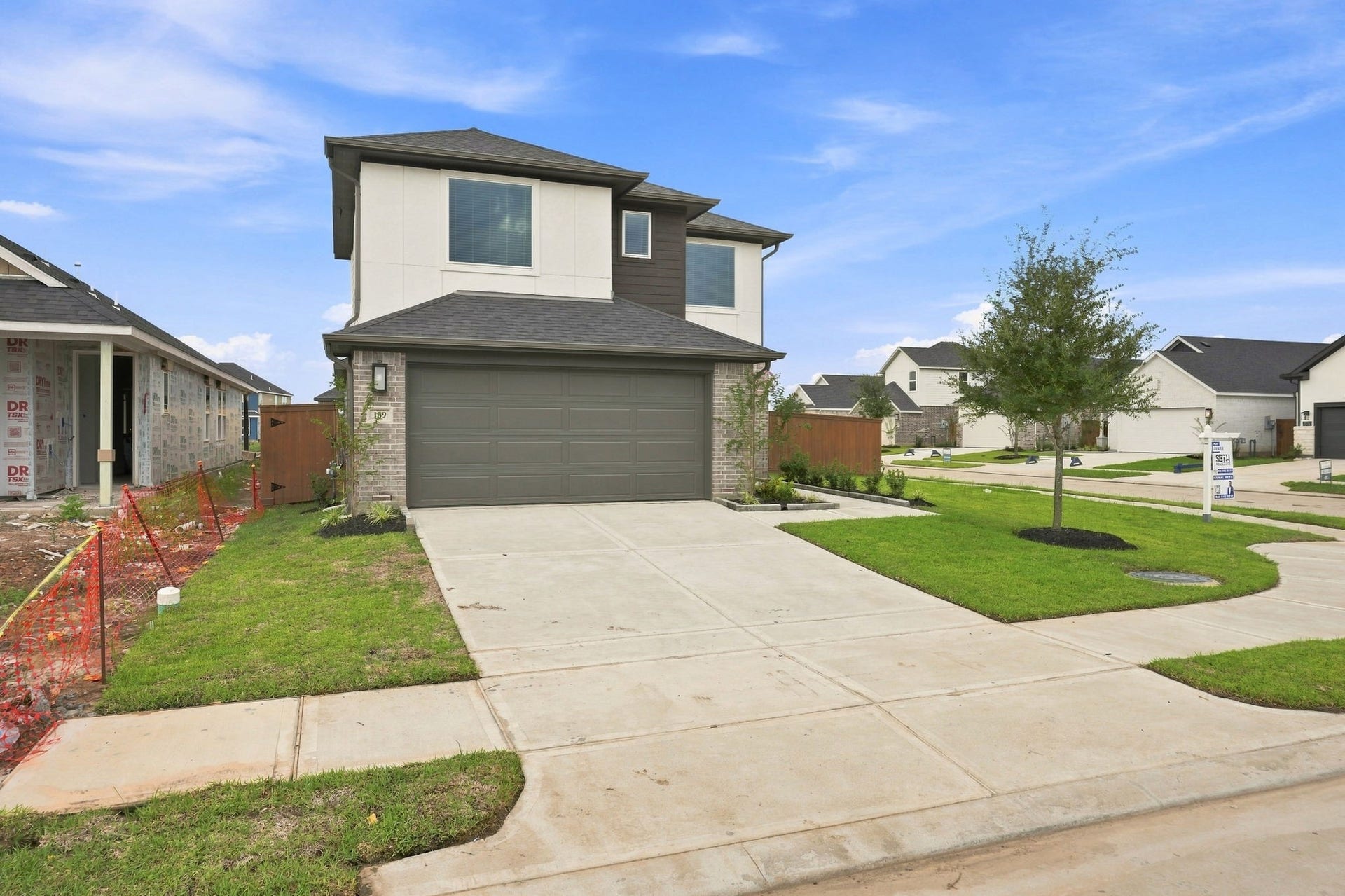 139 High Life Crossing, Richmond, TX 77469 A corner lot home designed for the next chapter, offering the space, privacy, and everyday comfort to grow into while creating lasting memories for years to come.