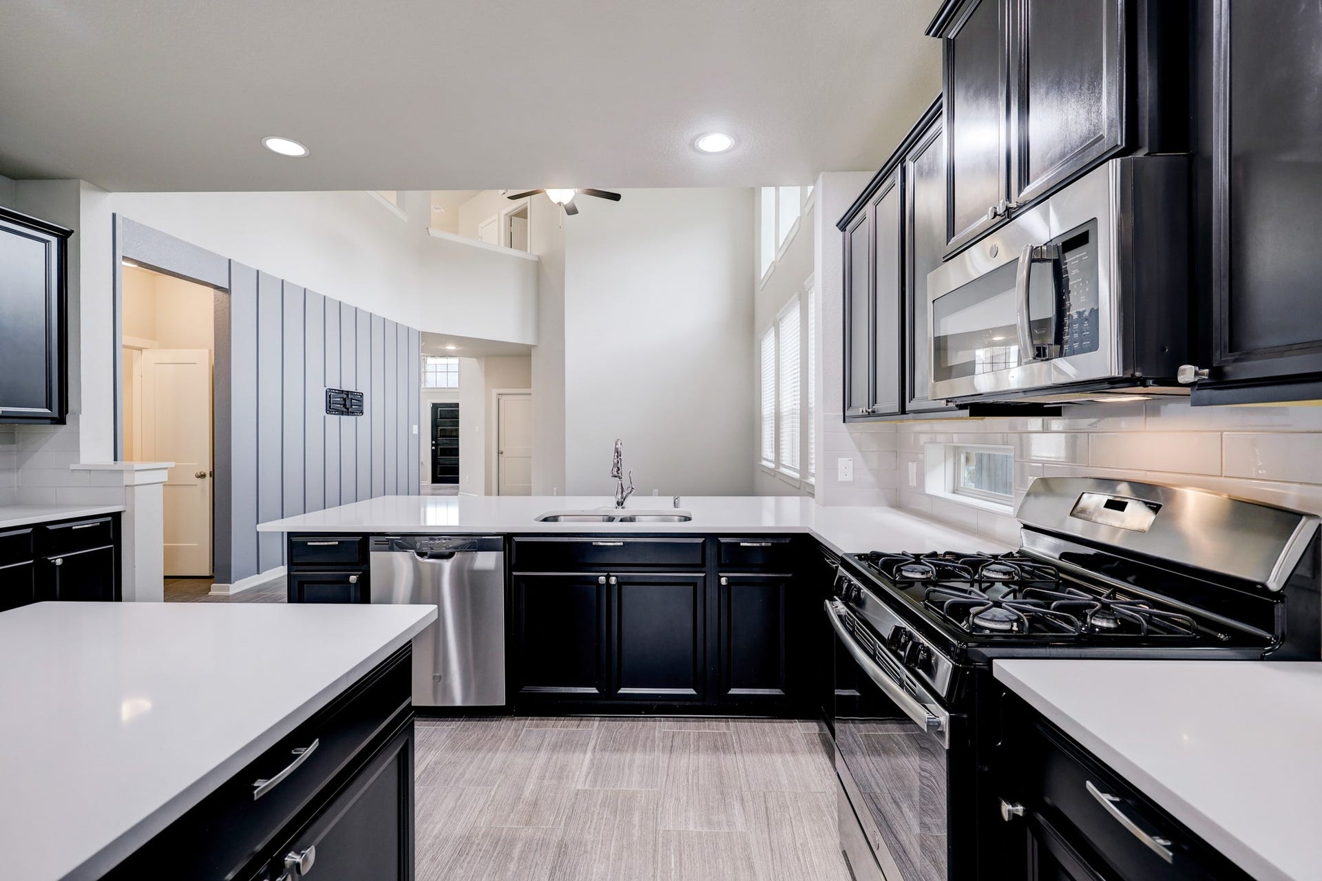 29821 Dovetail Bluff Lane, Spring, TX 77386 29821 Dovetail Bluff Lane, Spring, TX 77386