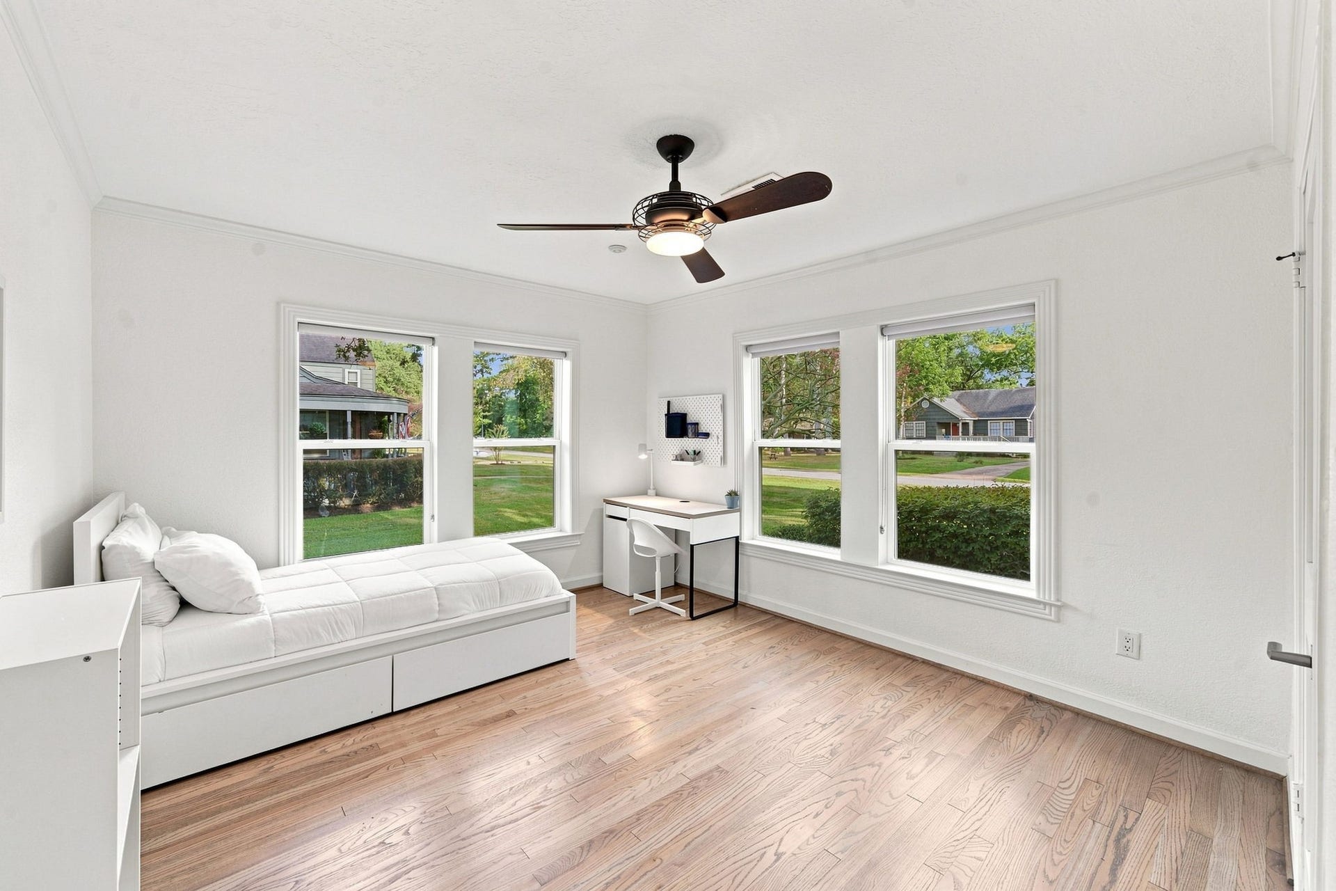 742 W 42nd Street, Houston, TX 77018