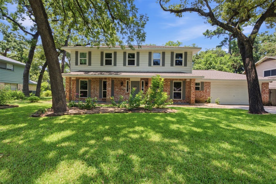 Property photo for 710 Glen Haven Drive, Conroe, TX