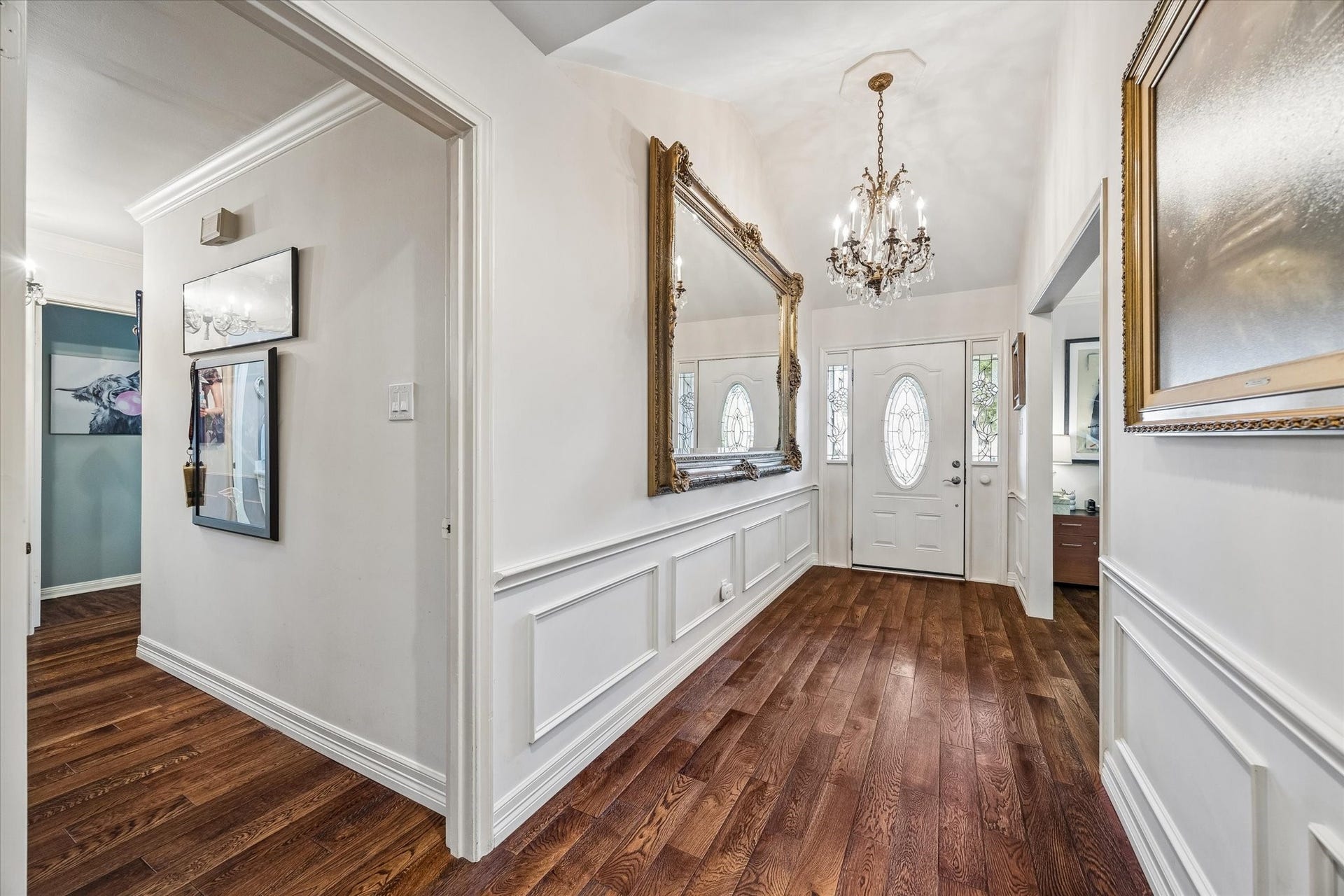 818 Olney Oak Drive, Houston, TX 77079 Spacious and inviting entry