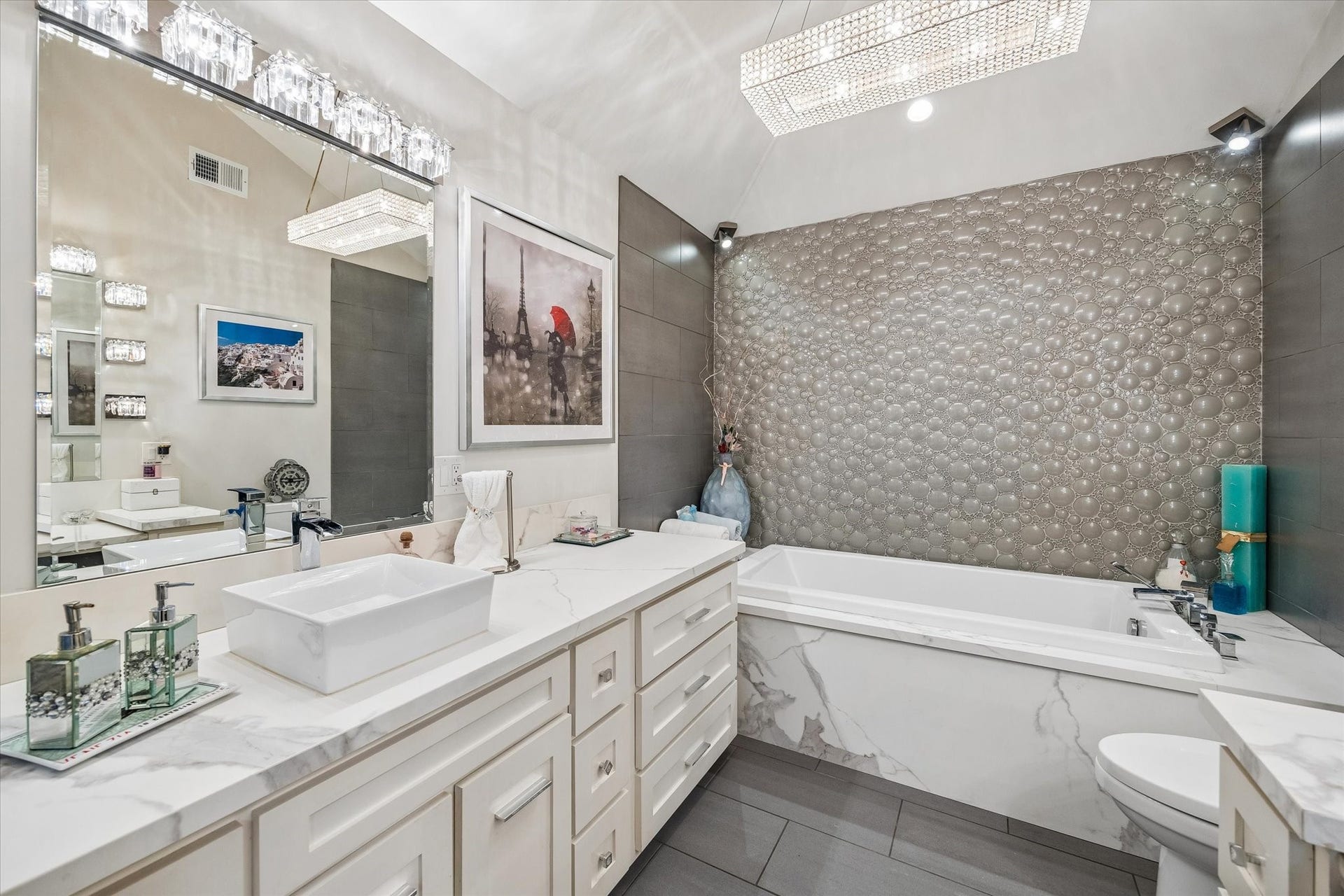 818 Olney Oak Drive, Houston, TX 77079 Another view of primary bathroom with air jetted tub also offering color lights in tub!