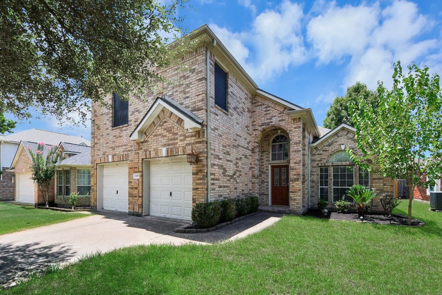 Property photo for 10007 Adobe Drive, Houston, TX