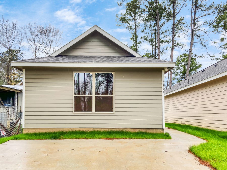 Property photo for 11593 Persimmon Street, Willis, TX