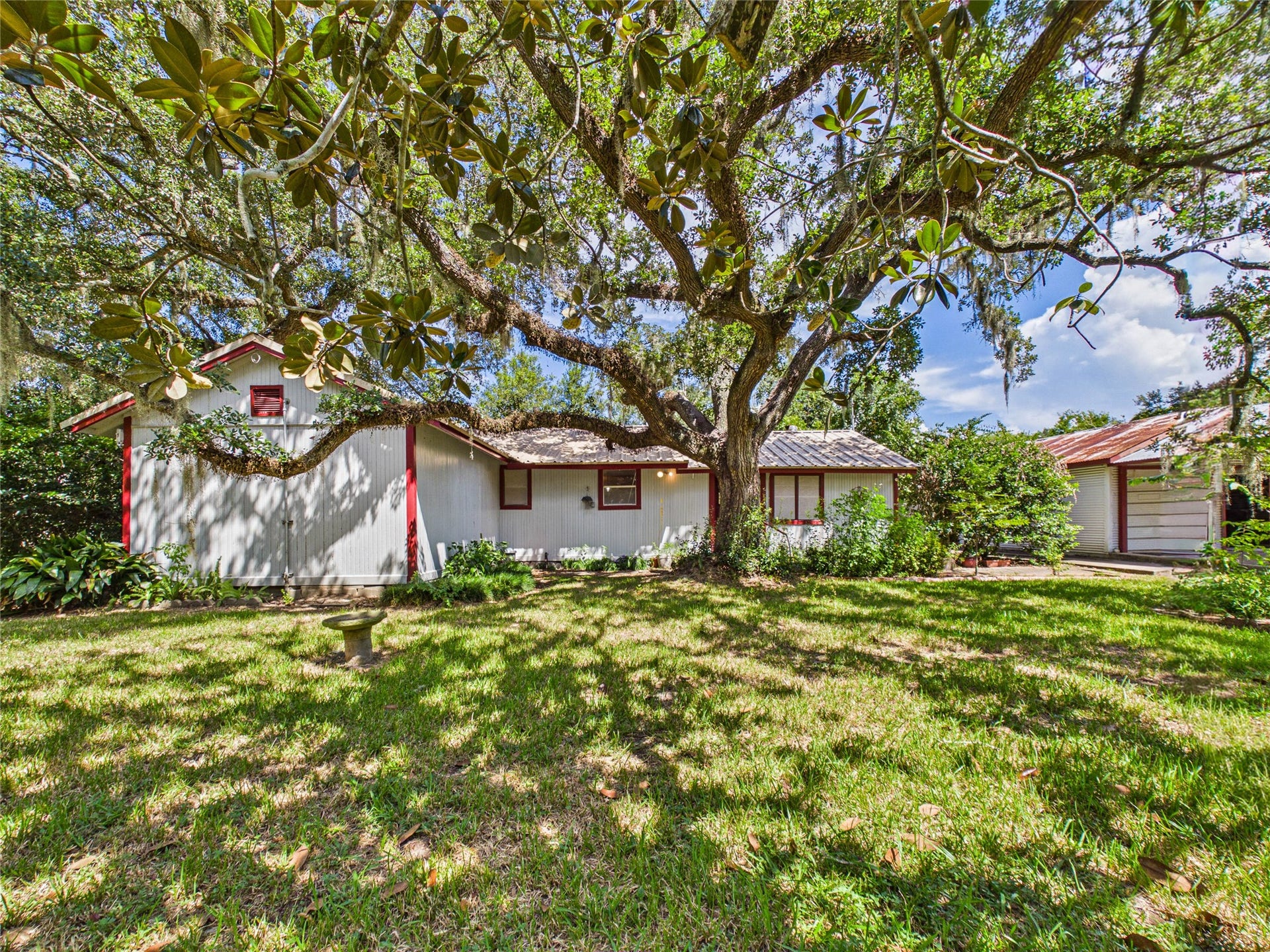 511 Treasure Drive, Liverpool, TX 77577 511 Treasure Drive, Liverpool, TX 77577
