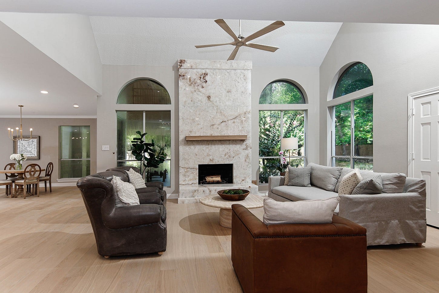 6 Misty Point, The Woodlands, TX 77380 6 Misty Point, The Woodlands, TX 77380