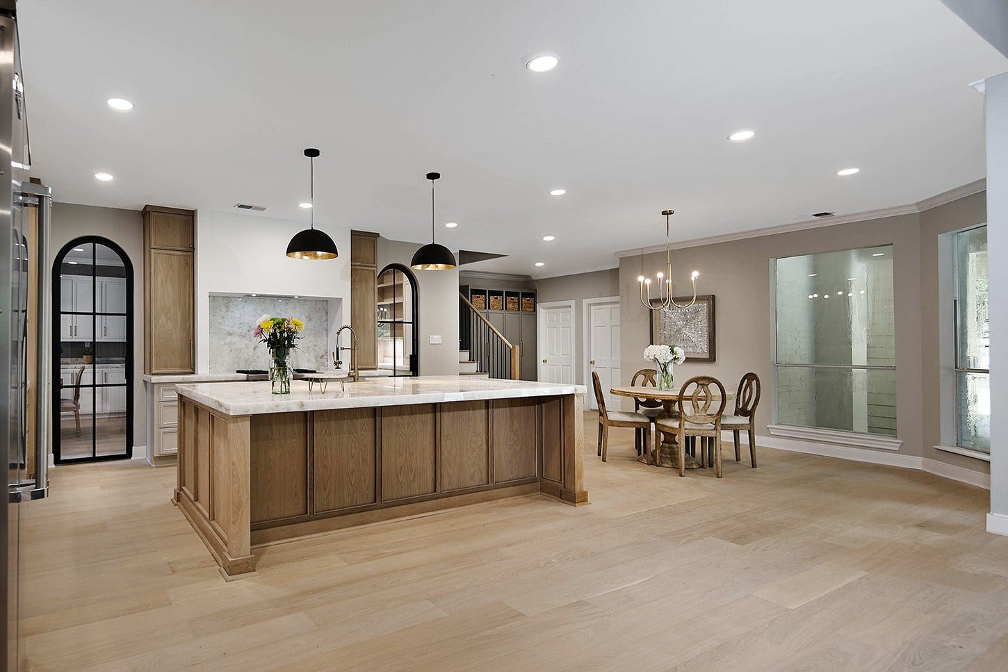 6 Misty Point, The Woodlands, TX 77380 6 Misty Point, The Woodlands, TX 77380