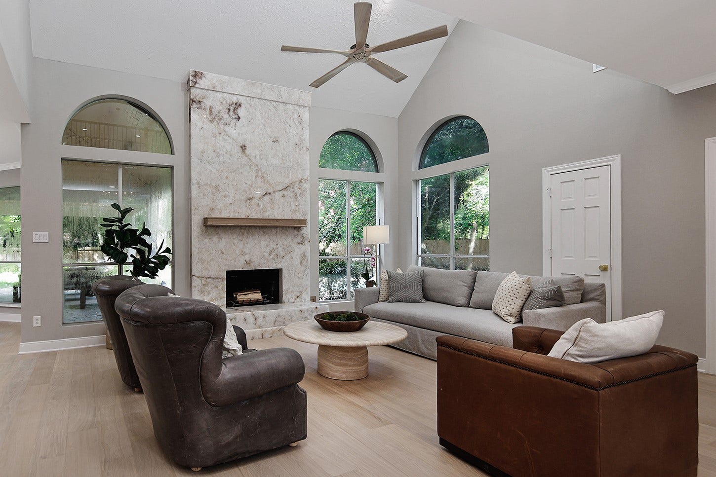 6 Misty Point, The Woodlands, TX 77380 6 Misty Point, The Woodlands, TX 77380