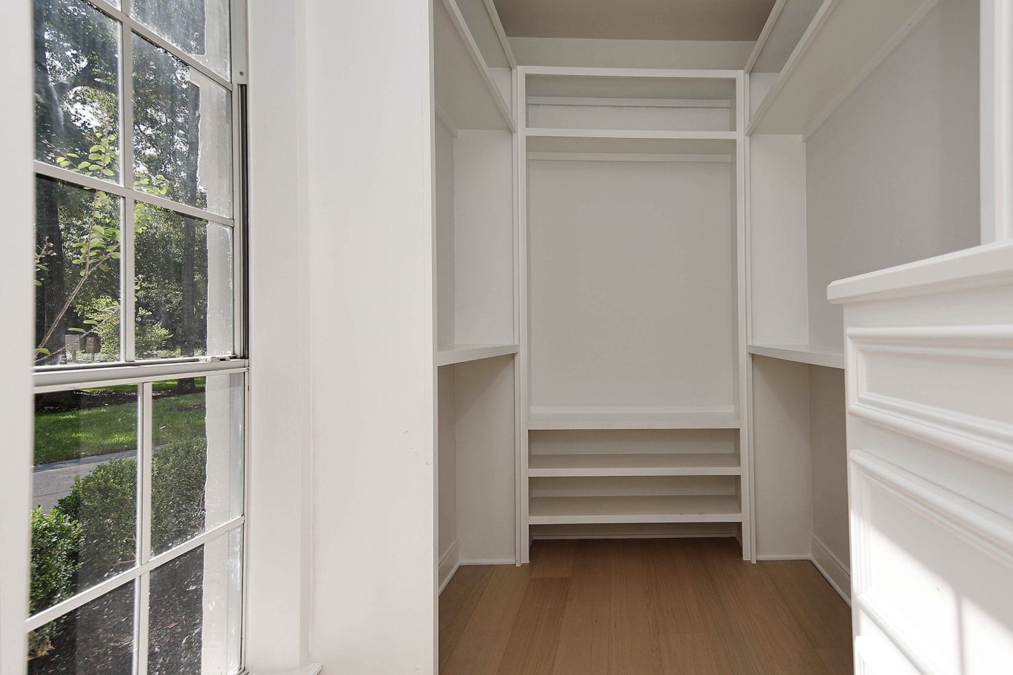 6 Misty Point, The Woodlands, TX 77380 6 Misty Point, The Woodlands, TX 77380