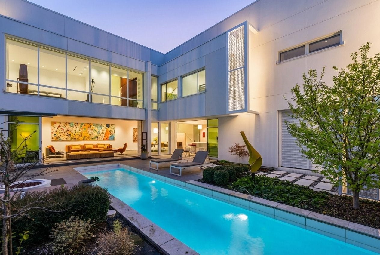 1509 Banks Street, Houston, TX 77006 A rare offering in the Museum Districtwhere design leads and life follows.