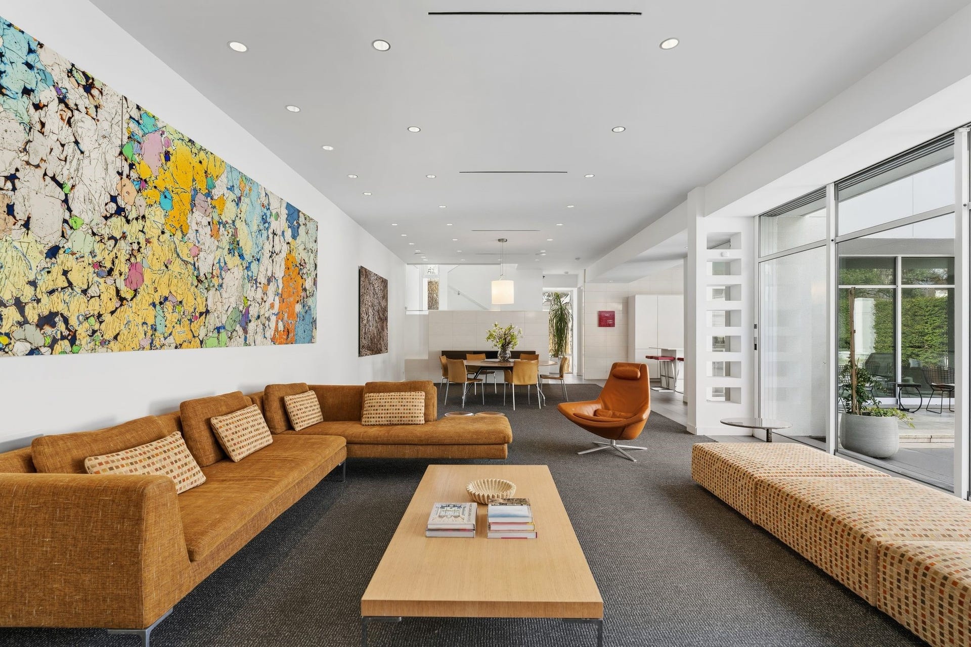 1509 Banks Street, Houston, TX 77006 Clean lines, expansive glazing, and intentional openness define the experience.