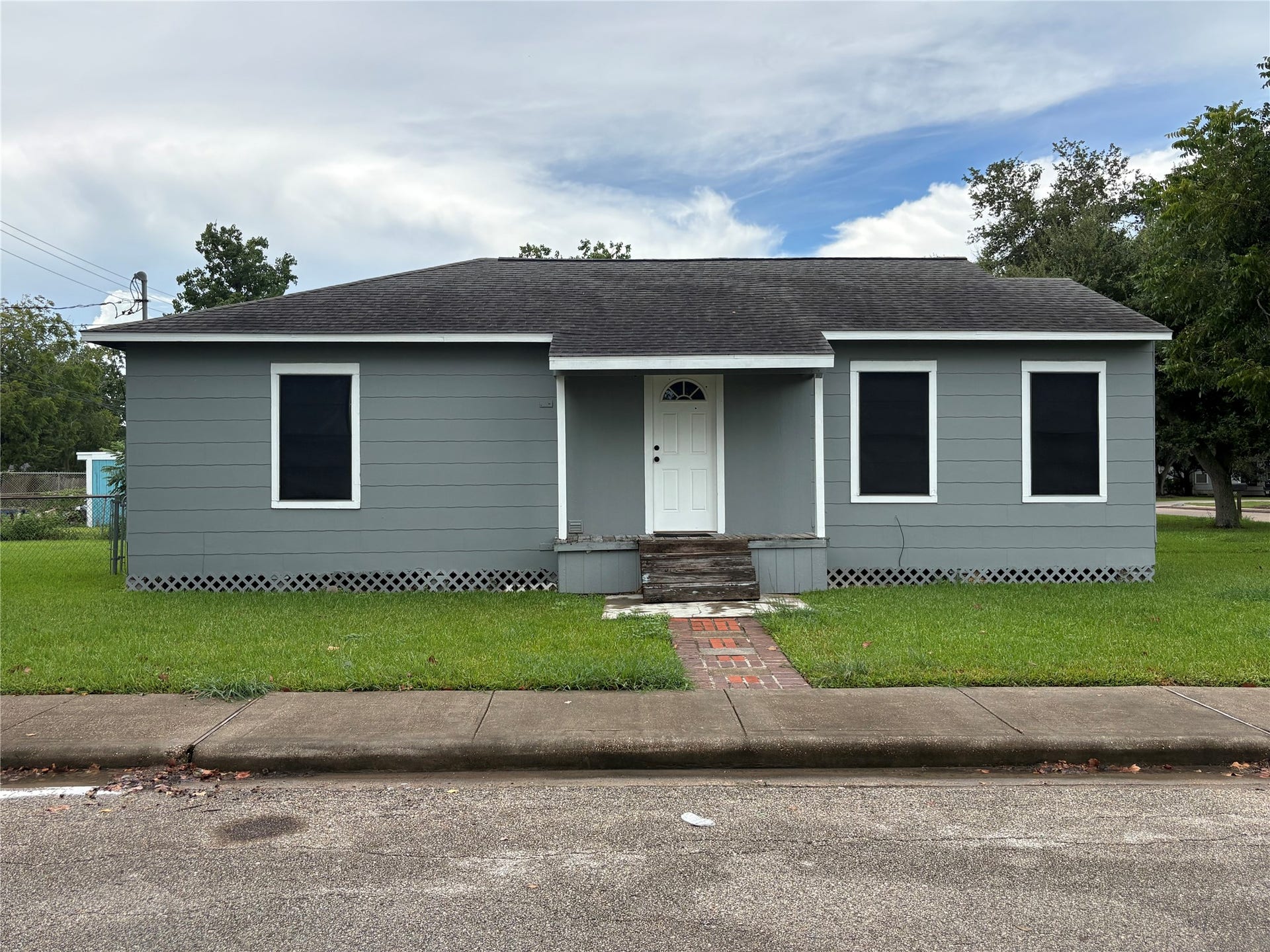 1603 W 8th Street, Freeport, TX 77541 1603 W 8th Street, Freeport, TX 77541