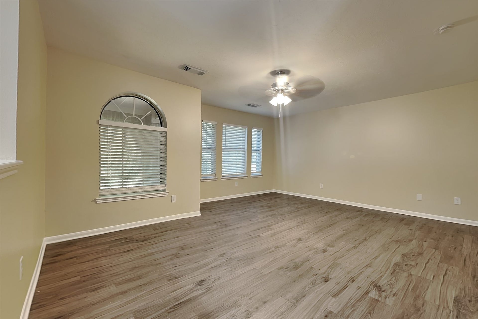 3007 Davey Oaks Street, Pearland, TX 77584 3007 Davey Oaks Street, Pearland, TX 77584