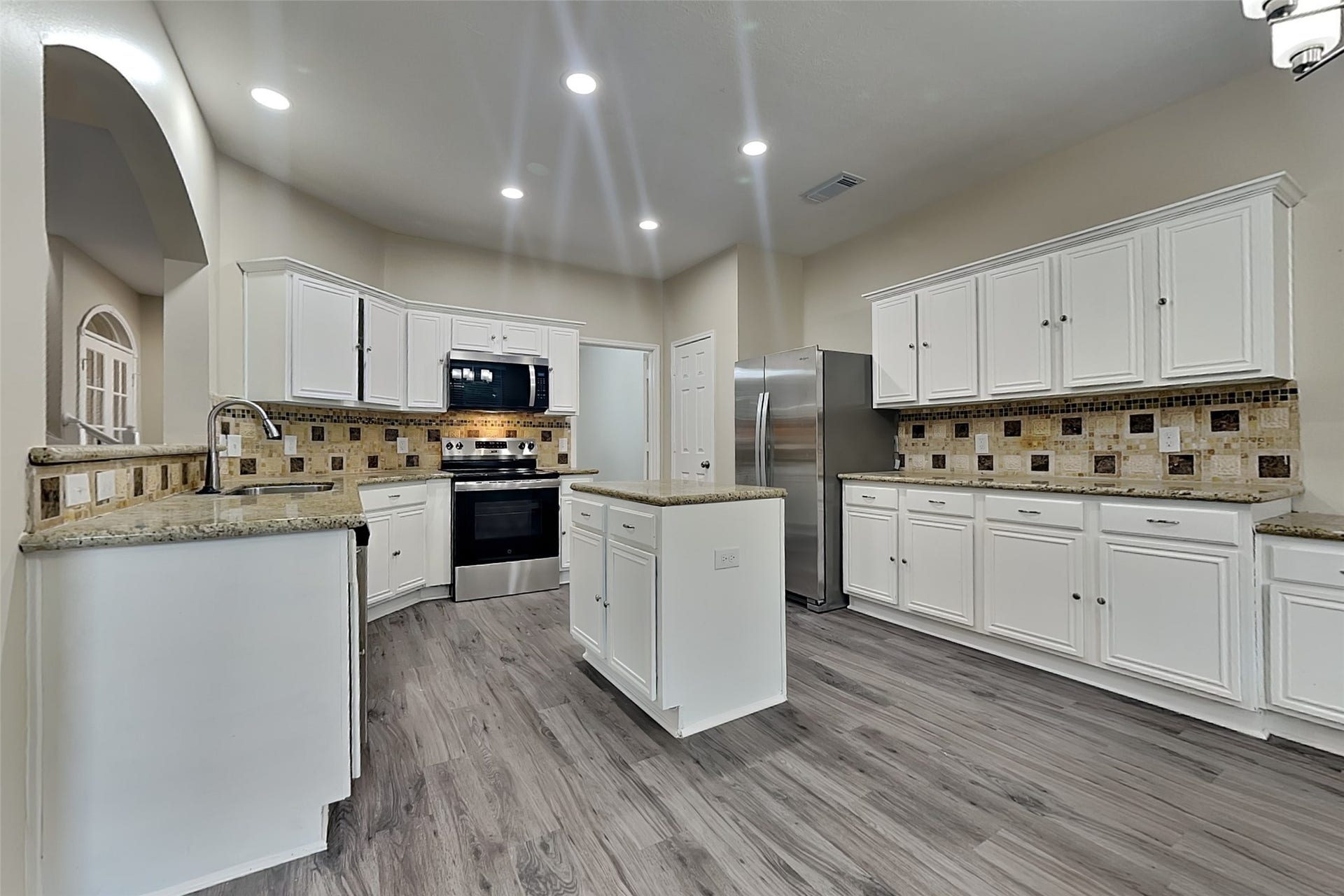 3007 Davey Oaks Street, Pearland, TX 77584 3007 Davey Oaks Street, Pearland, TX 77584