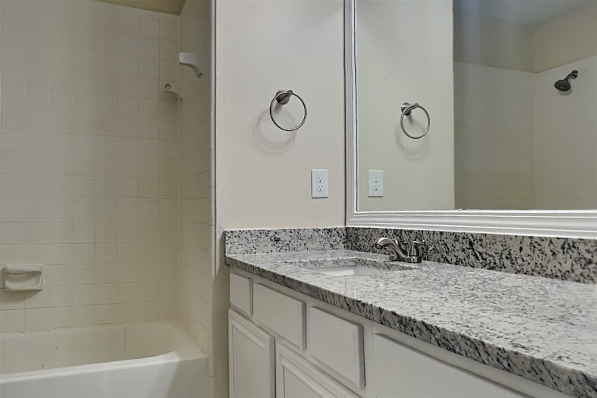 3007 Davey Oaks Street, Pearland, TX 77584 3007 Davey Oaks Street, Pearland, TX 77584