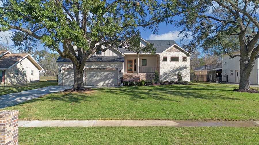 Property photo for 15418 Jersey Drive, Jersey Village, TX