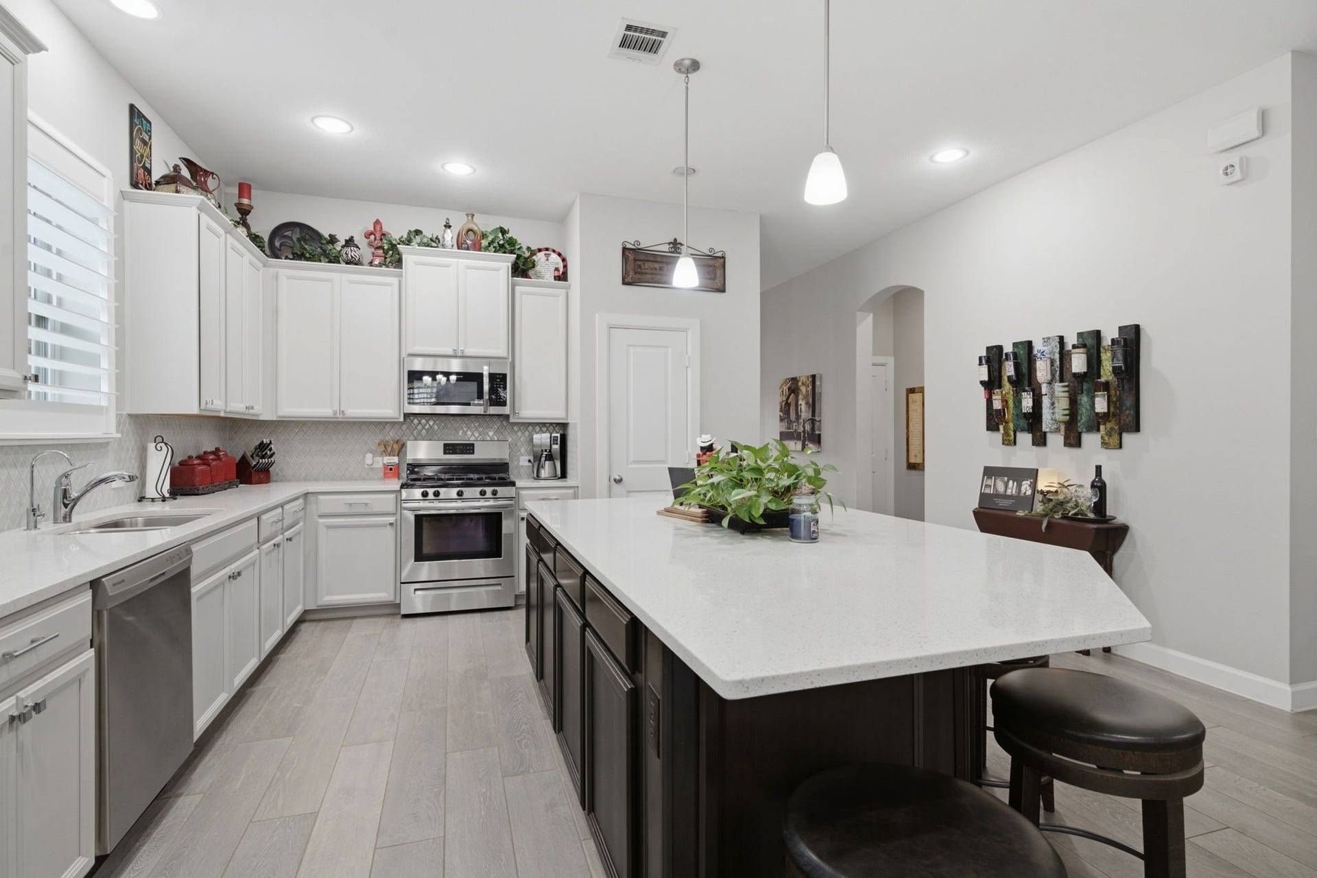 446 Westlake Landing, Conroe, TX 77304 446 Westlake Landing, Conroe, TX 77304