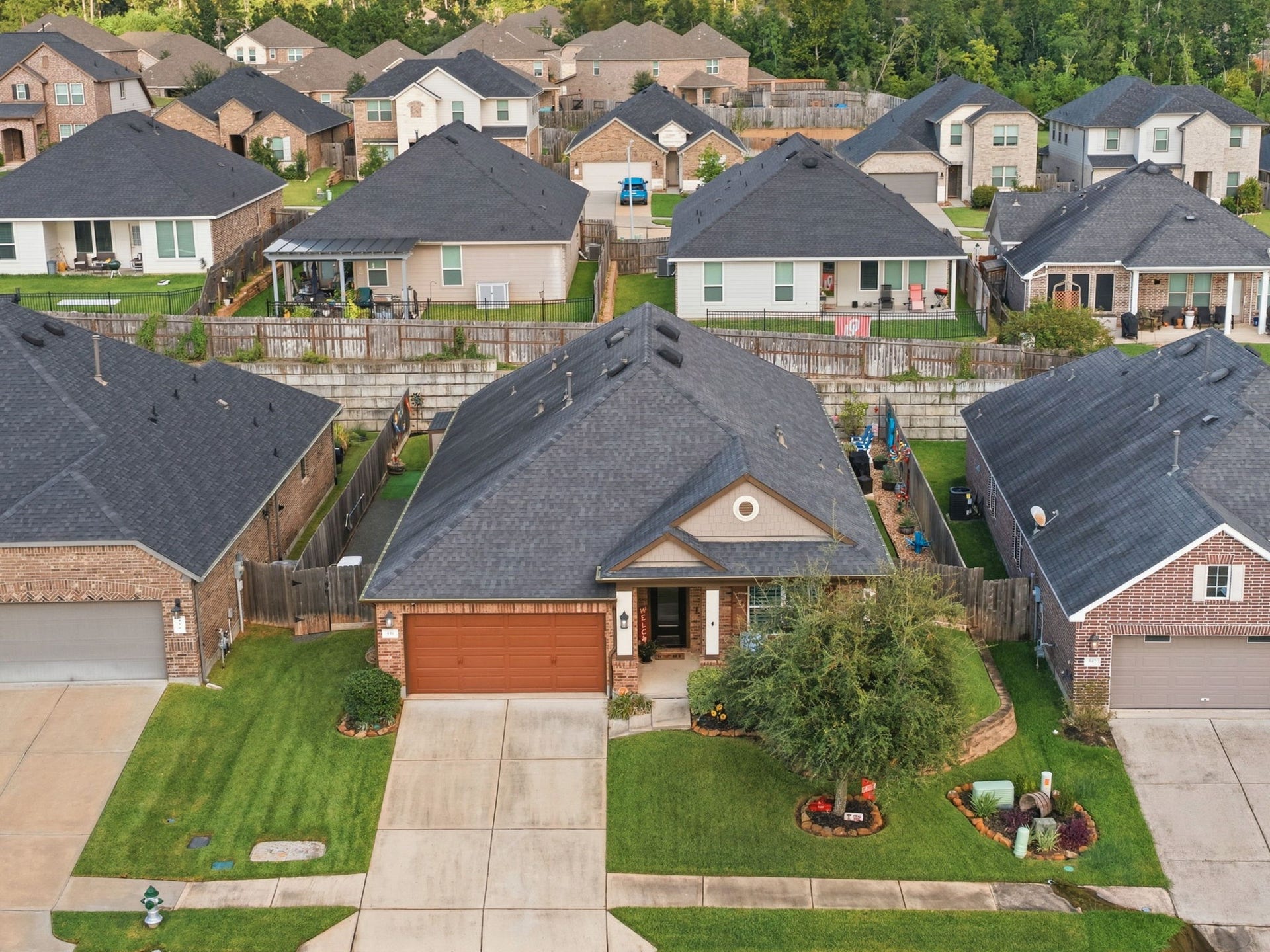 446 Westlake Landing, Conroe, TX 77304 446 Westlake Landing, Conroe, TX 77304