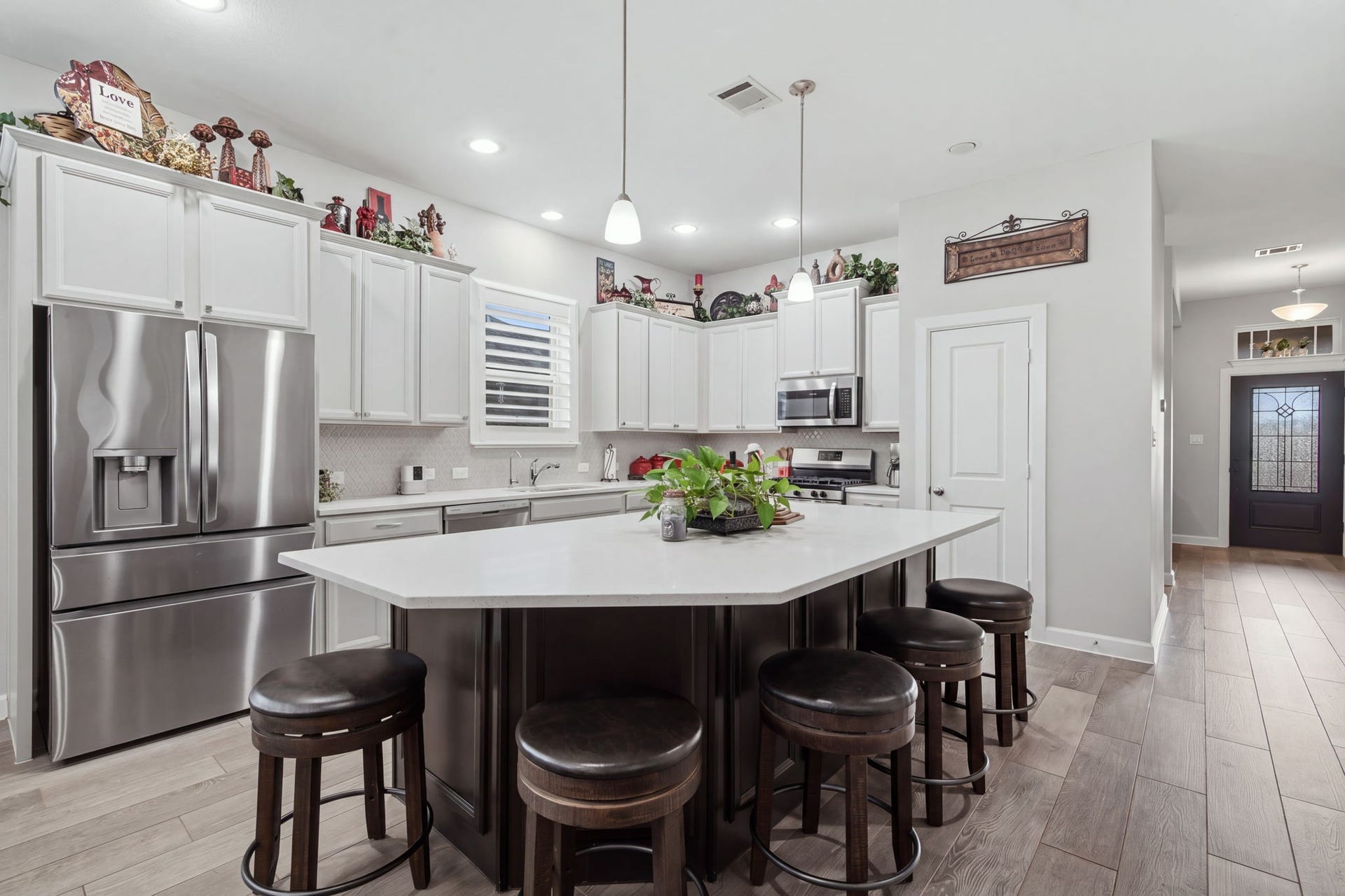 446 Westlake Landing, Conroe, TX 77304 446 Westlake Landing, Conroe, TX 77304