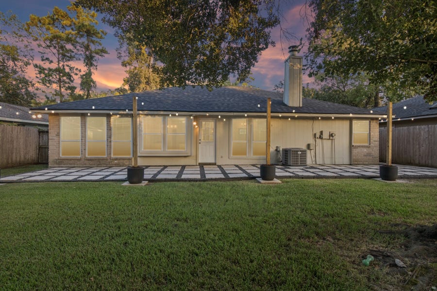 Property photo for 2903 Parkwood Manor Drive, Houston, TX