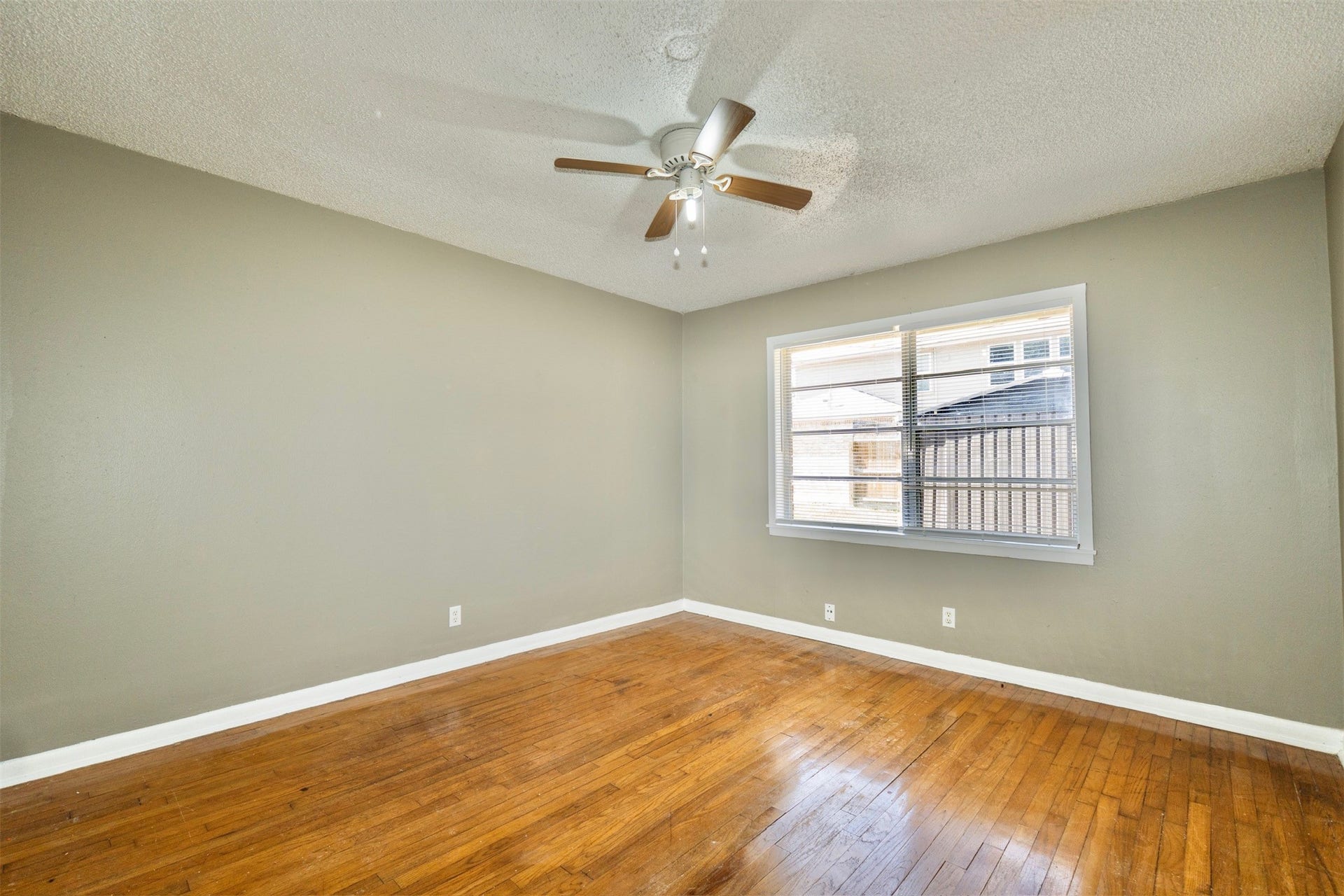 2109 Jeridona Street, La Marque, TX 77568 2109 Jeridona Street, La Marque, TX 77568