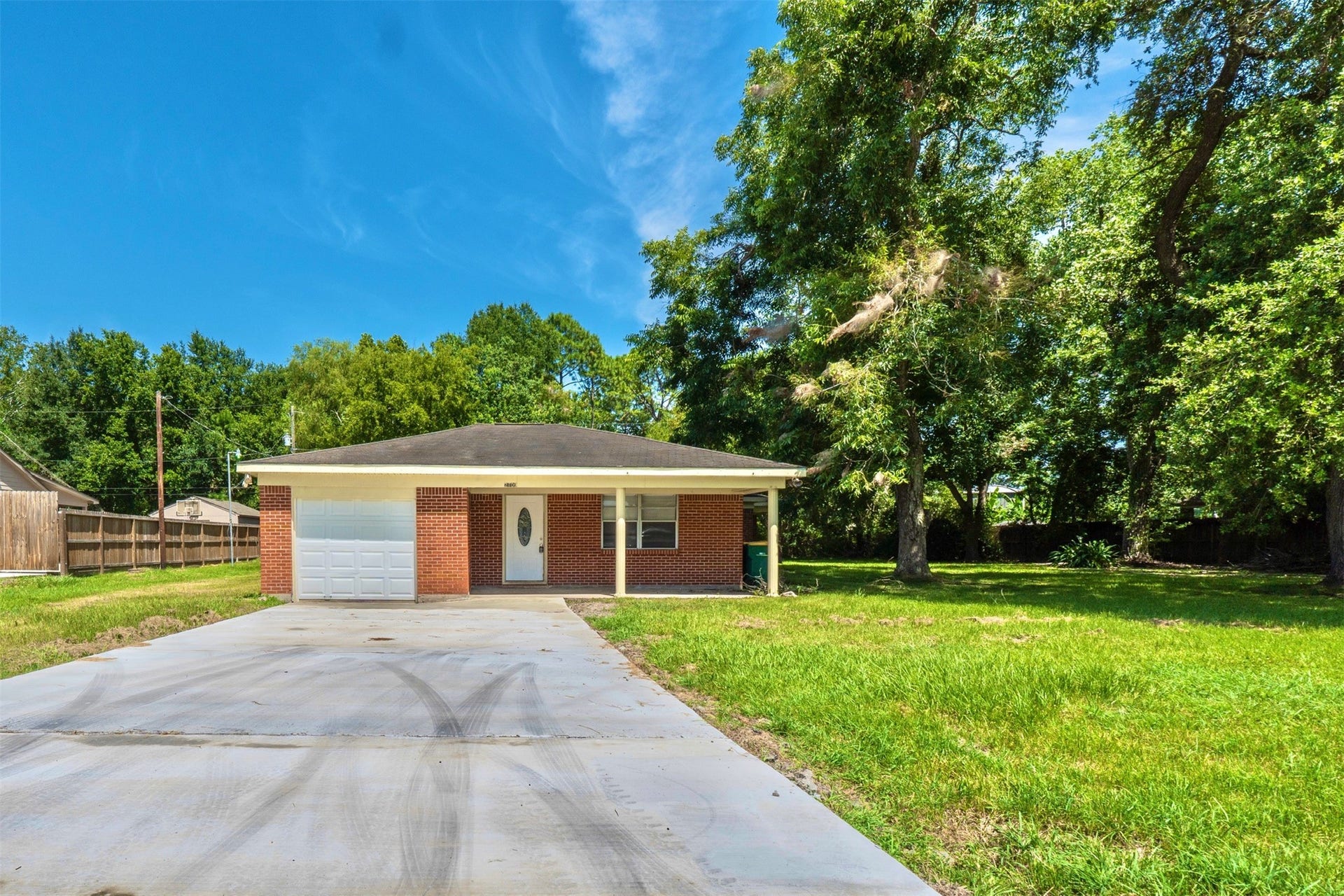 2109 Jeridona Street, La Marque, TX 77568 2109 Jeridona Street, La Marque, TX 77568