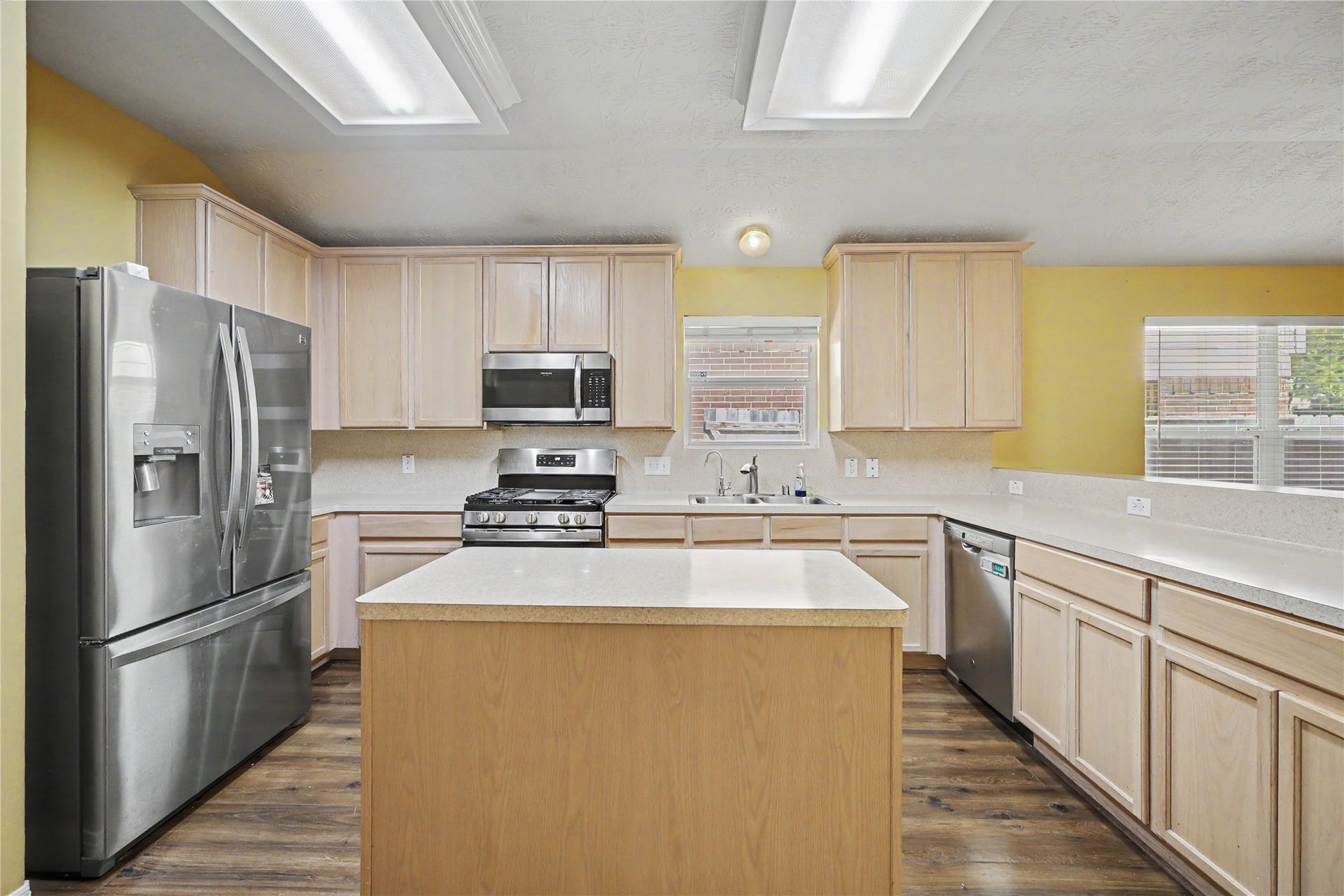 2506 Montana Blue Drive, Spring, TX 77373 2506 Montana Blue Drive, Spring, TX 77373