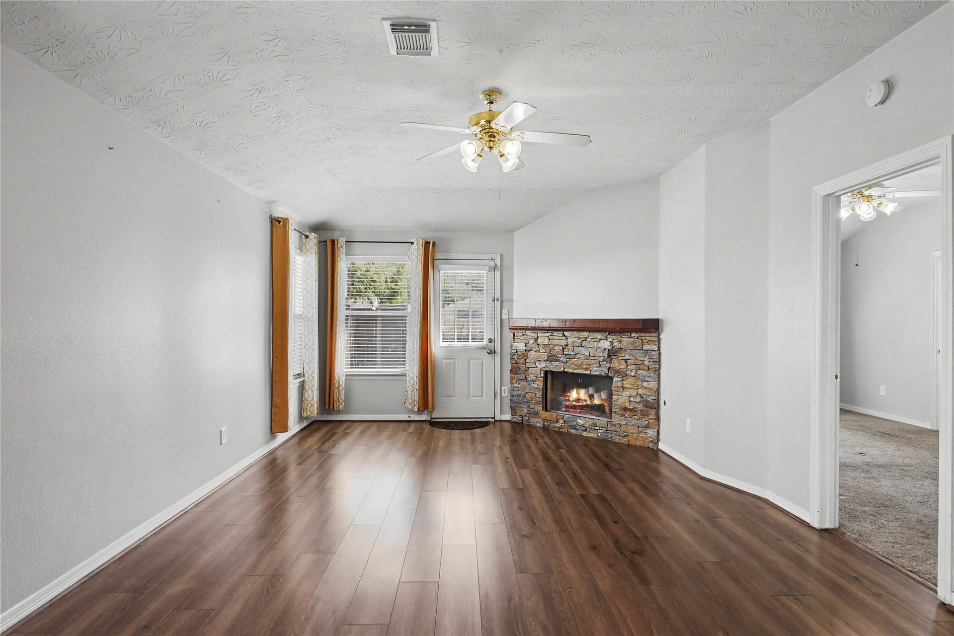 2506 Montana Blue Drive, Spring, TX 77373 2506 Montana Blue Drive, Spring, TX 77373