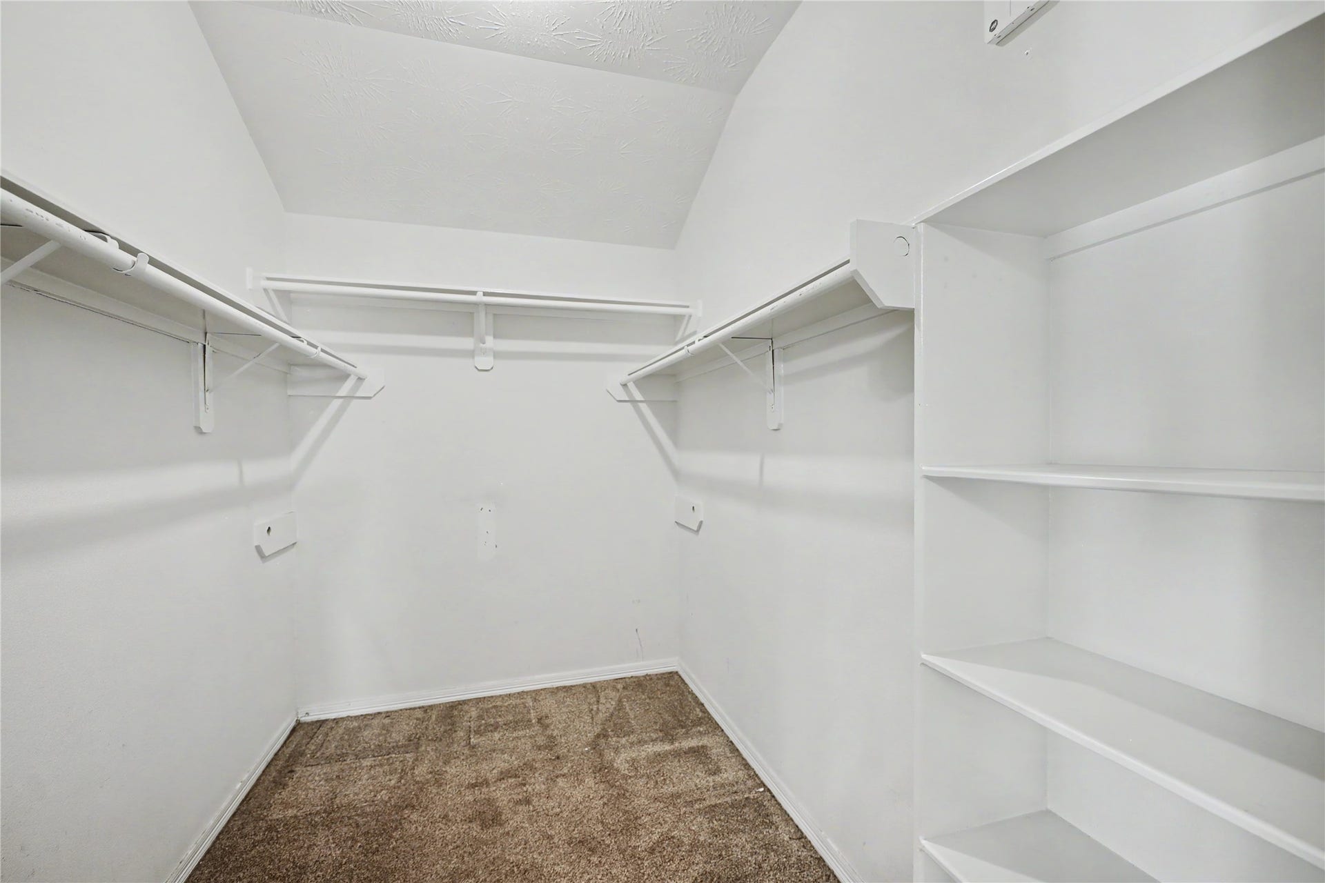 2506 Montana Blue Drive, Spring, TX 77373 2506 Montana Blue Drive, Spring, TX 77373