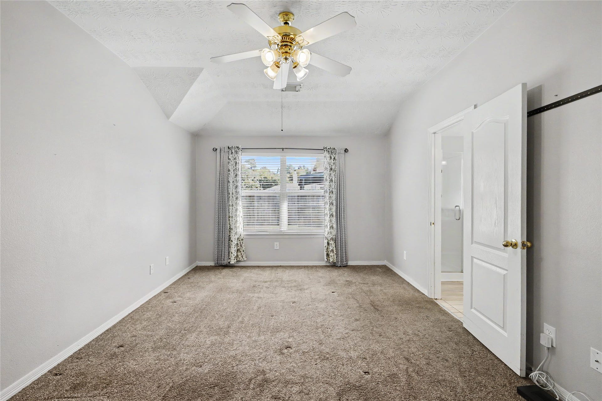 2506 Montana Blue Drive, Spring, TX 77373 2506 Montana Blue Drive, Spring, TX 77373